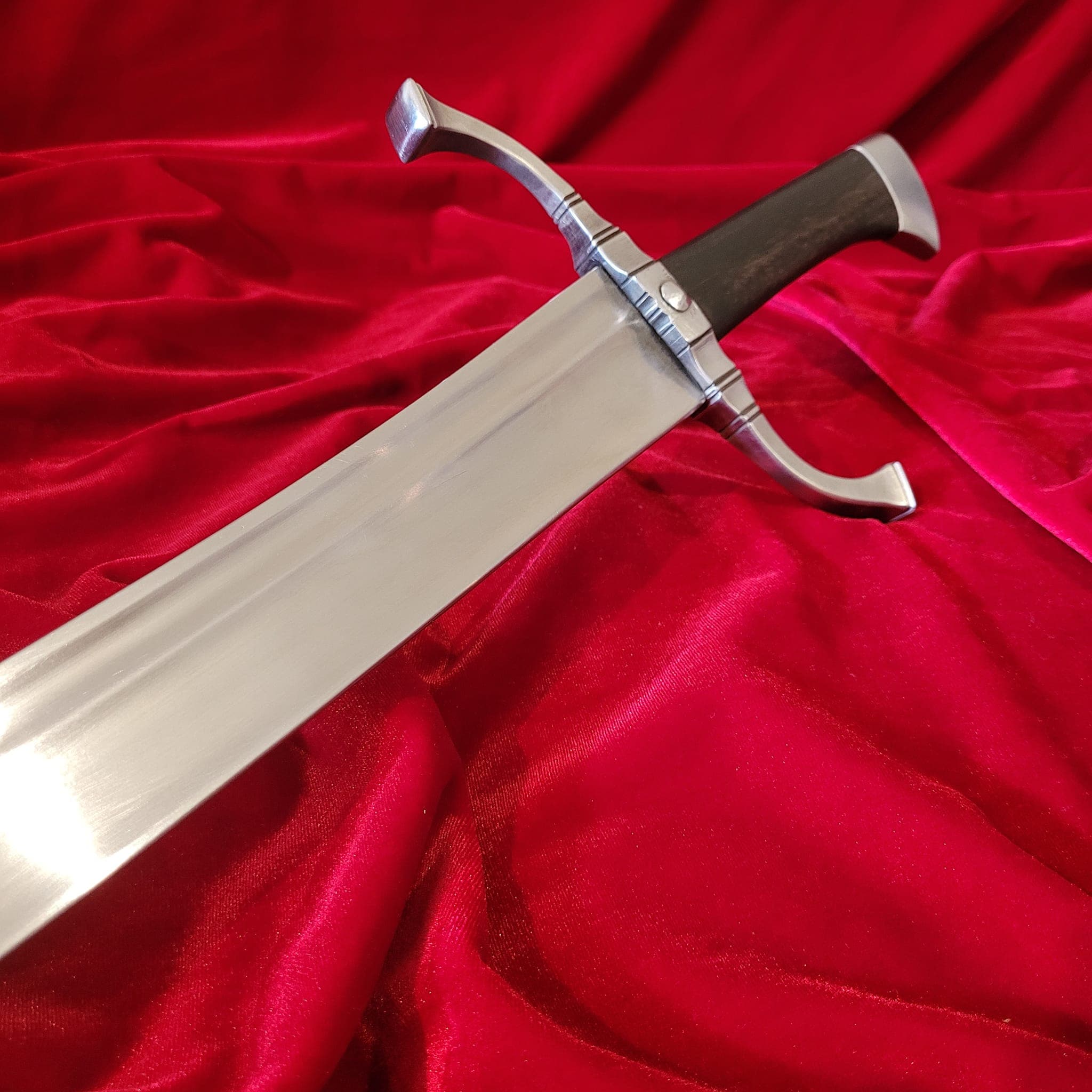 Langes Messer – Drachenflamme